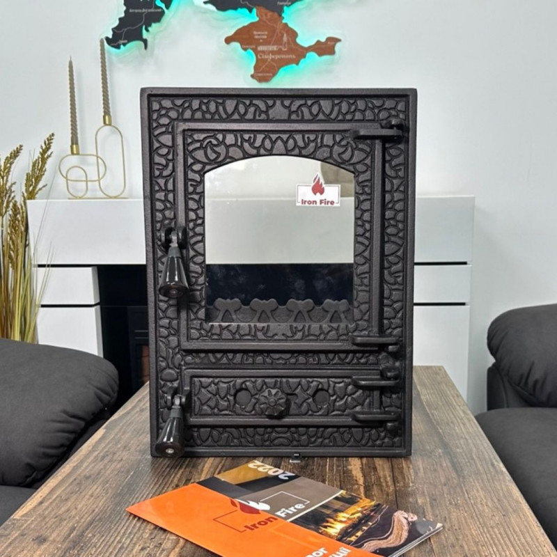 Дверцята чавунні для печі/барбекю Iron Fire Bastion 370х490 мм з вогнетривким склом Robax