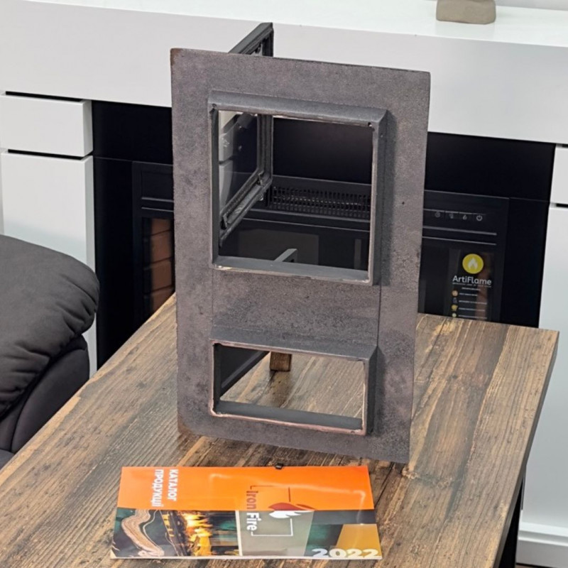 Дверцята чавунні для печі/барбекю Iron Fire Fiona 305х510 мм з вогнетривким склом Robax