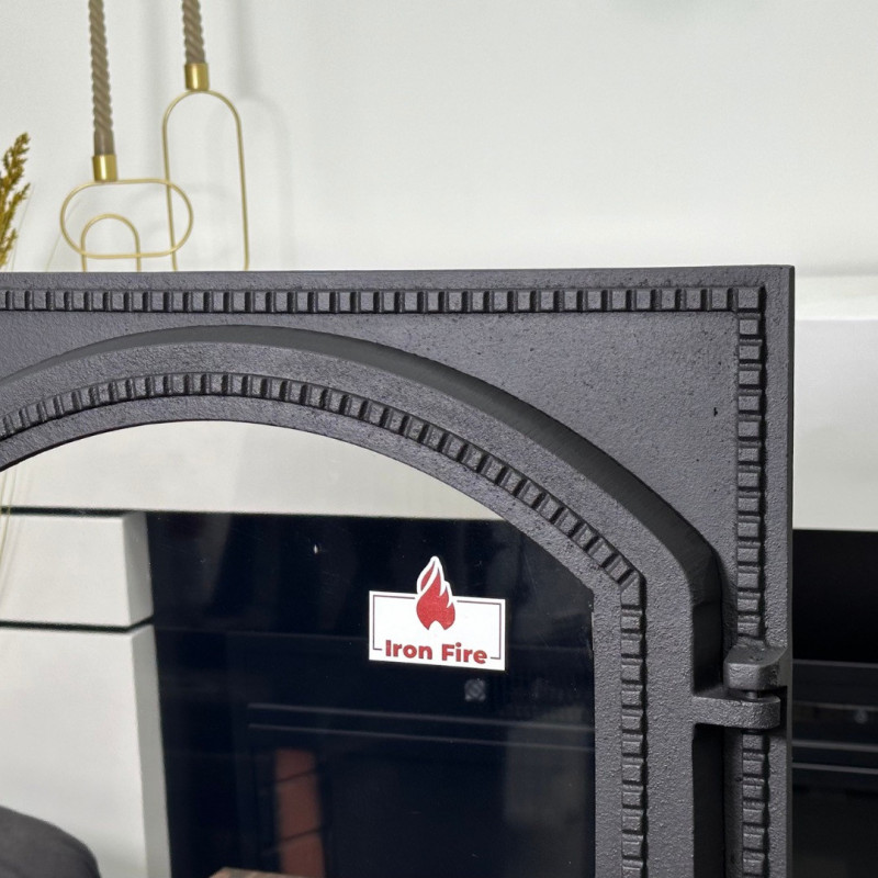 Дверцята чавунні для каміна/барбекю Iron Fire Cameron 480х475 мм з вогнетривким склом Robax